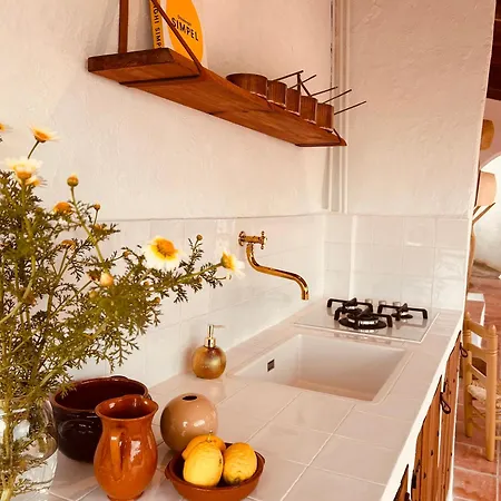 Casita - - La Alqueria - - Malaga B&B *